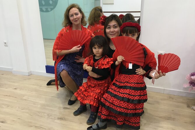 45 minutes flamenco dance class for family in Málaga - What the 45-Minute Format Really Gives You