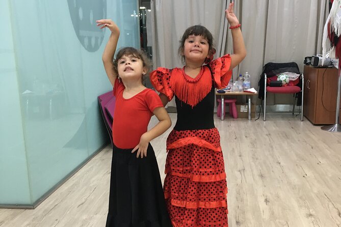 45 minutes flamenco dance class for family in Málaga - Simple Foot and Arm Exercises for Young Children