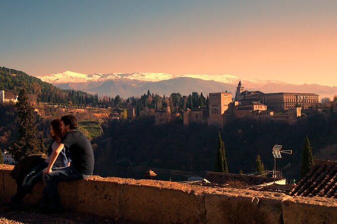 Albaicín and Sacromonte Sunset tour + Flamenco show - Ten minutes at Mirador de San Nicolás