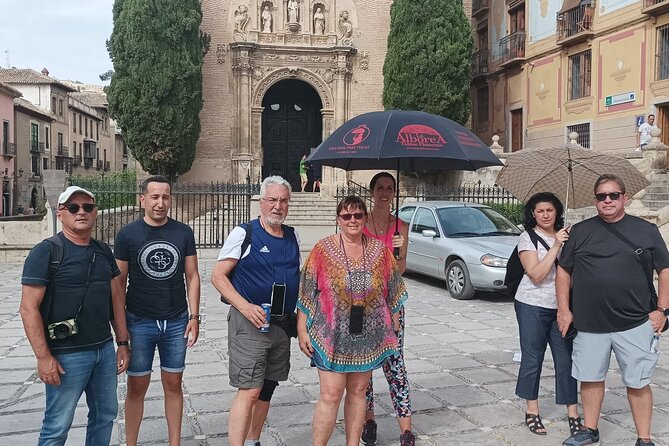 Albaicín and Sacromonte Walking Tour and Flamenco Show - Timing, meeting points, and small details