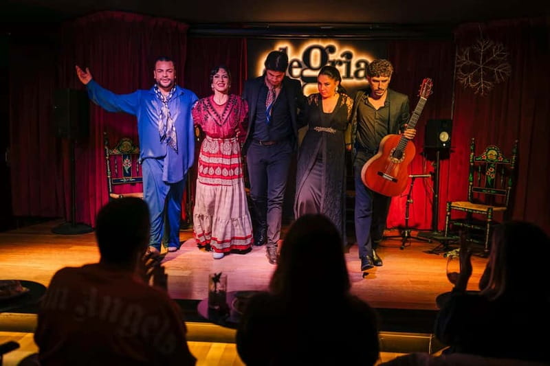 Alegria Flamenco in Malaga, with Transfer, Cocktail and Premium Location - Arriving at Alegría Flamenco near Pier One