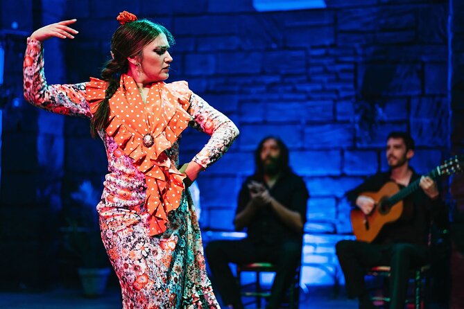 Baraka Triana. Flamenco show with drink - Why this small Triana room works so well