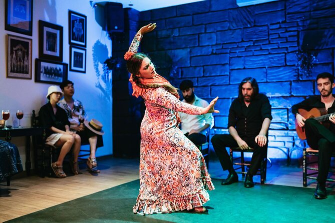 Baraka Triana. Flamenco show with drink - Who should book this show