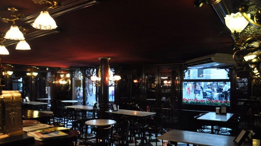 Barcelona: Exclusive Flamenco Show at El Paraigua with Drink - Is $33 a fair price?