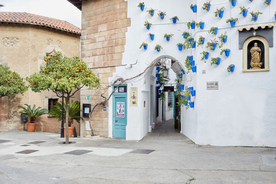 Barcelona: Flamenco Show with Dinner at Tablao de Carmen - Why Tablao de Carmen works for a Barcelona evening