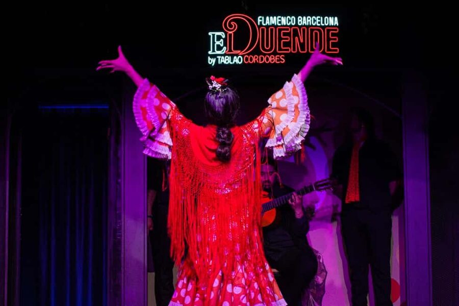 Barcelona: Flamenco Show with Drink Option at La Rambla - Why the musicians matter as much as the dancers