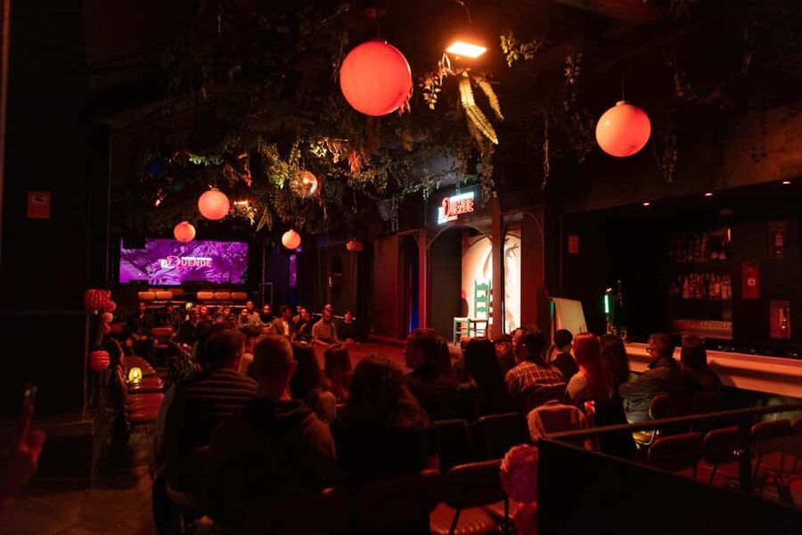 Barcelona: Flamenco Show with Drink Option at La Rambla - The room is intimate, with a few tradeoffs