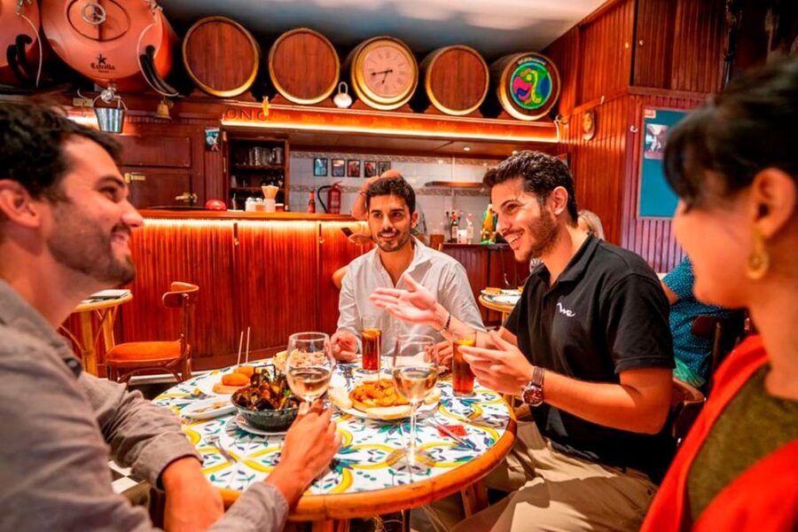 Barcelona: Private Tapas & Wine with Flamenco Show Old Town - Should you book this Barcelona tapas and flamenco tour?