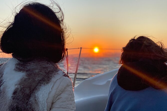 Barcelona Sunset Private Sailing & Live Spanish Guitar & open Bar - Is $600.76 good value?