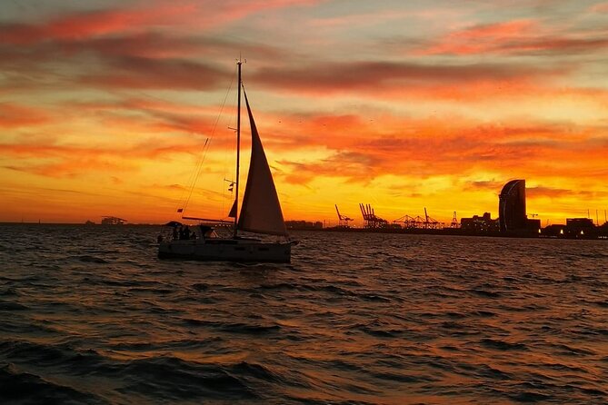 Barcelona Sunset Private Sailing & Live Spanish Guitar & open Bar - Gehry’s golden Fish from the water