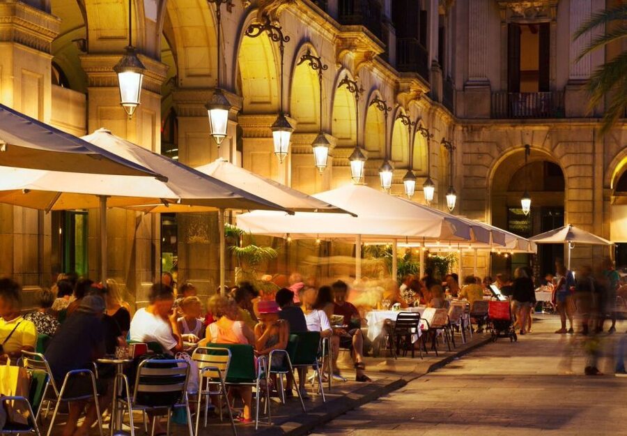Barcelona: Tapas Walking Tour & Flamenco Show - A ham shop in Born
