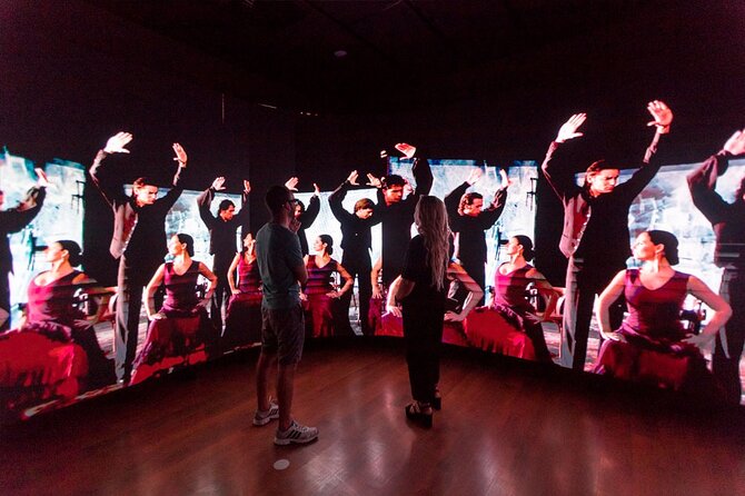 Combined ticket: Puro Flamenco Show + Flamenco Museum visit - Who will enjoy this most?