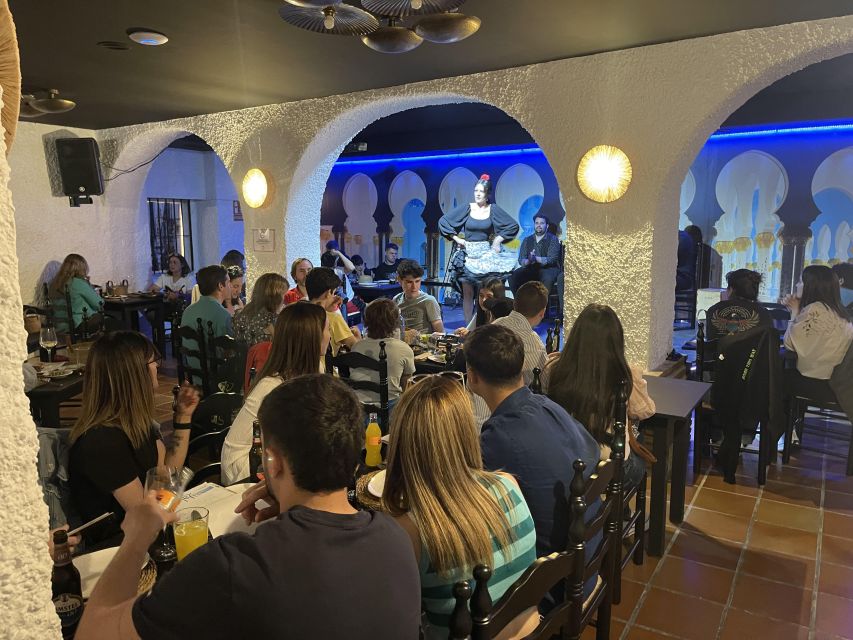 Cordoba: Flamenco Show at Tablao El Jaleo & Optional Dinner - What happens when you arrive at Tablao El Jaleo