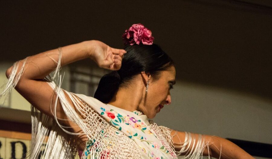 Córdoba: Flamenco Show Ticket with Drinks - Seating makes early booking worthwhile