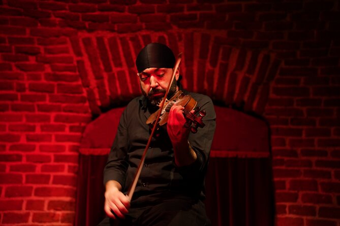 Essential Flamenco: Pure Flamenco Show in the Heart of Madrid - Why the intimate seating matters