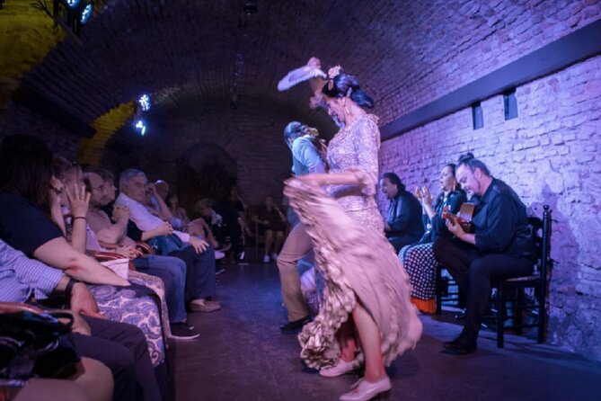 Flamenco Dreams Show in XII century Arabian Vault - What happens before the one-hour show