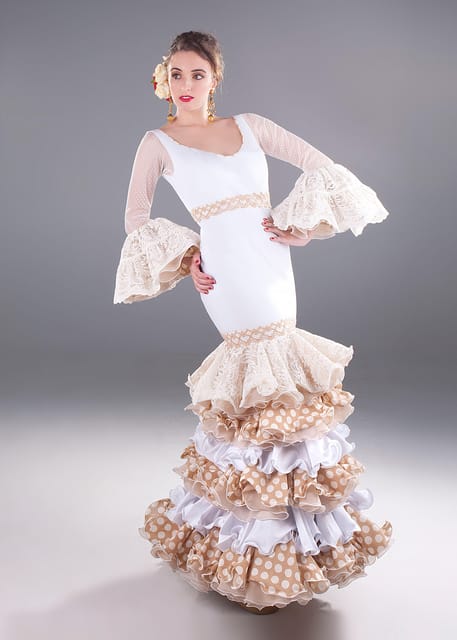 Flamenco: Sevillanas class - Photos, memories, and what is included