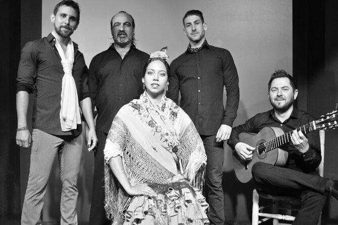 Flamenco show at the foot of the Giralda in Seville - Is $26.65 good value?