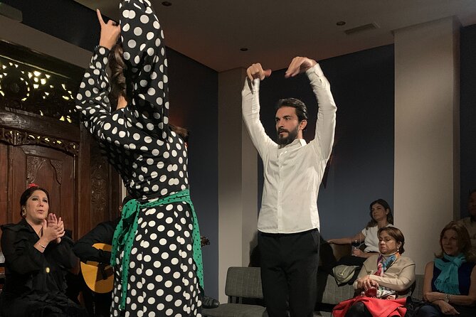 Flamenco show in the heart of Triana - Who will enjoy Almoraima most?