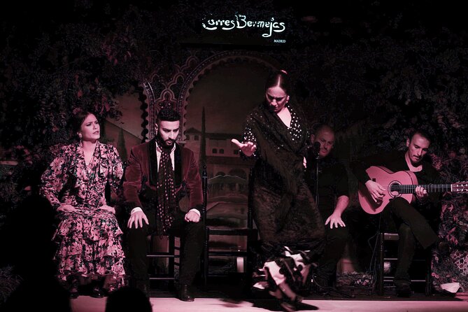 Flamenco Show & Special Menu at Torres Bermejas in Madrid - What the one-hour flamenco show feels like