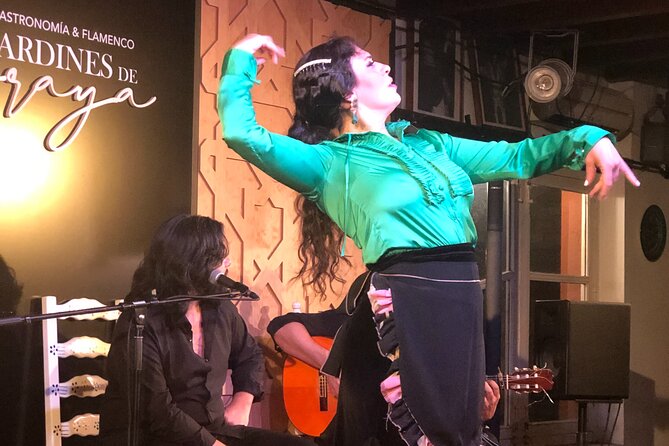 Flamenco Show Ticket at tablao Jardines de Zoraya Granada - Seating, sound, and the small-room trade-off