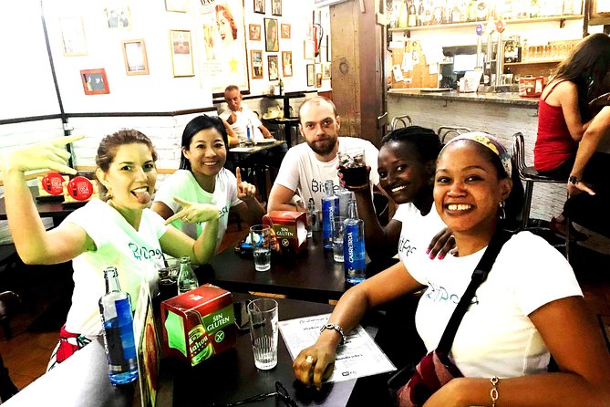 Flavours & Flamenco in Madrid Experience + Pub Crawl - Starting with churros, chocolate, and madroño