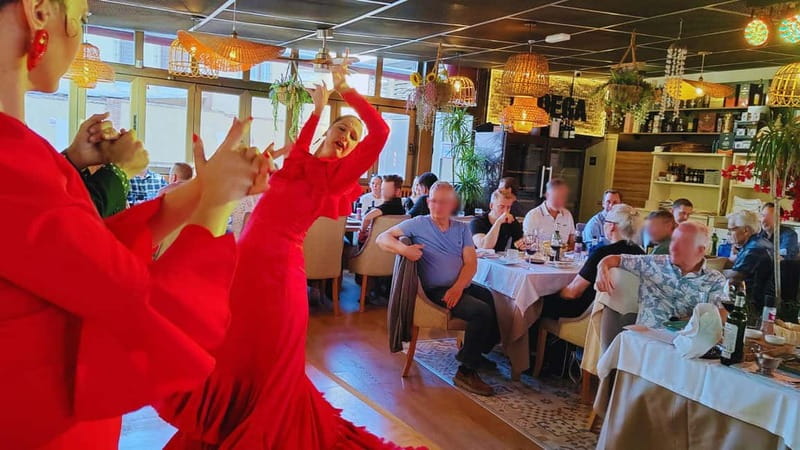 Fuengirola: Flamenco Show at Tipi Tapa Restaurant near Mijas - Why the Restaurant Setting Matters