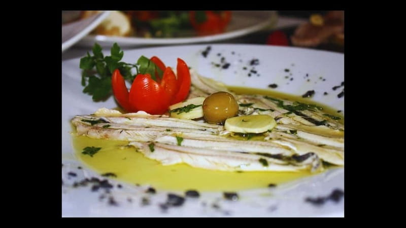 Fuengirola: Flamenco Show & Dinner at Tipi Tapa, near Mijas - Should You Book Tipi Tapa?