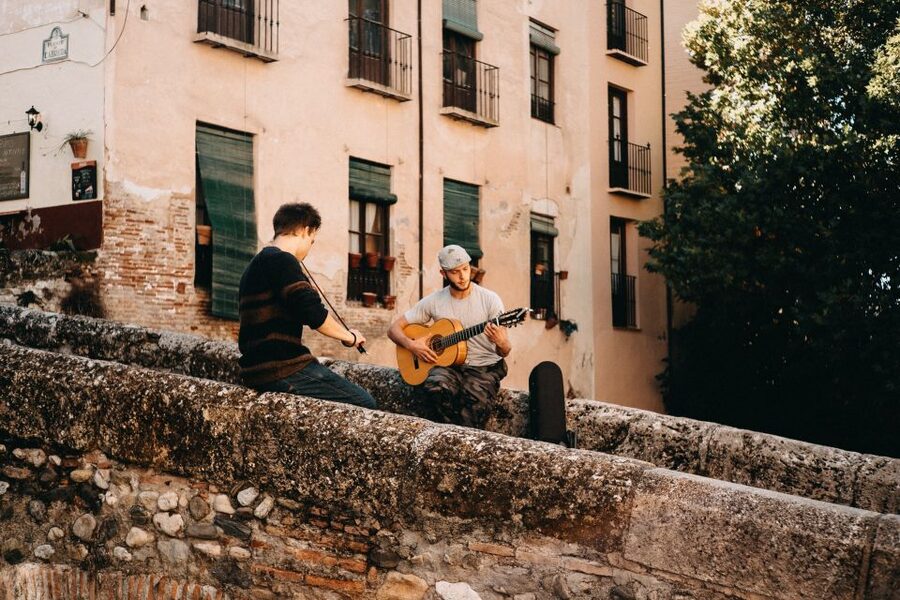 Granada: Albaicín & Sacromonte Walking Tour & Flamenco Show - Why this Granada evening works