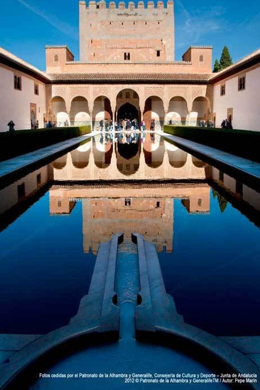 Granada: Alhambra Guided Tour and Flamenco Show - Palace of Charles V adds a different chapter