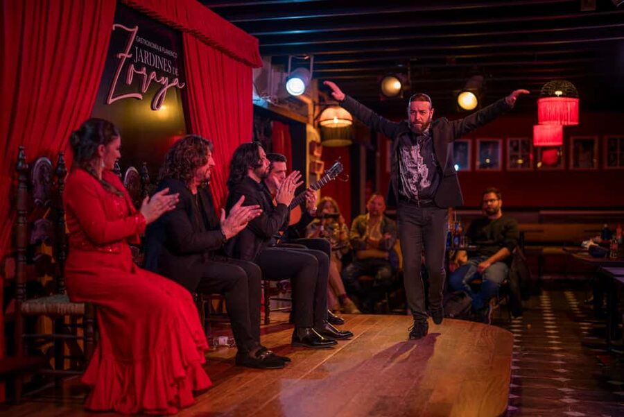 Granada: Flamenco Show in Albayzín - Jardines de Zoraya - Timing the evening around Granada