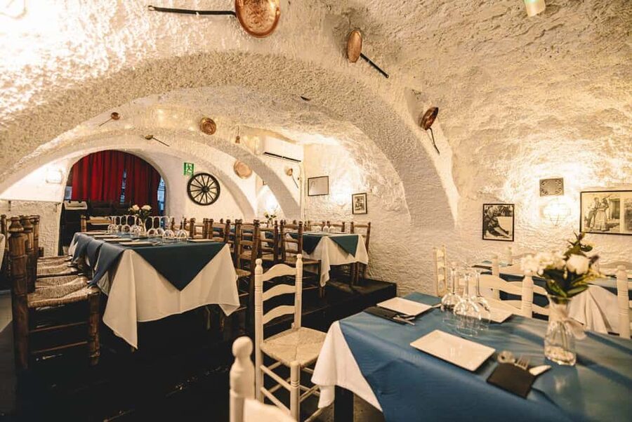 Granada: Flamenco Show with Drink or Dinner at Venta El Gallo - Should you book this flamenco night?