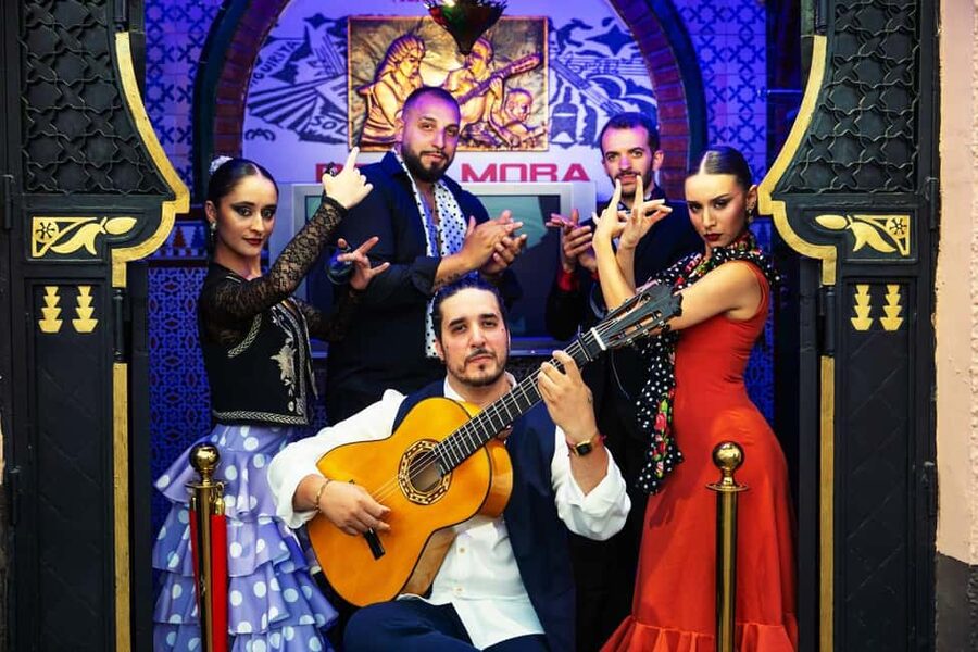 Granada: Traditional Flamenco show at Tablao Albayzín - Reaching Tablao Albayzín Alto near Mirador de San Cristóbal