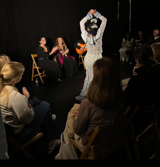 Intimate Flamenco: Exclusive Experience in Sevilla - Why this tiny Seville tablao feels different