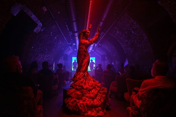 Intimate Flamenco Show & Spanish Drink in Madrid at La Carmela - Key points to know before booking