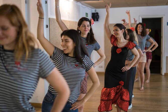 Learn Flamenco in 90 minutes - Gift flower - Timing, meeting point, and transport