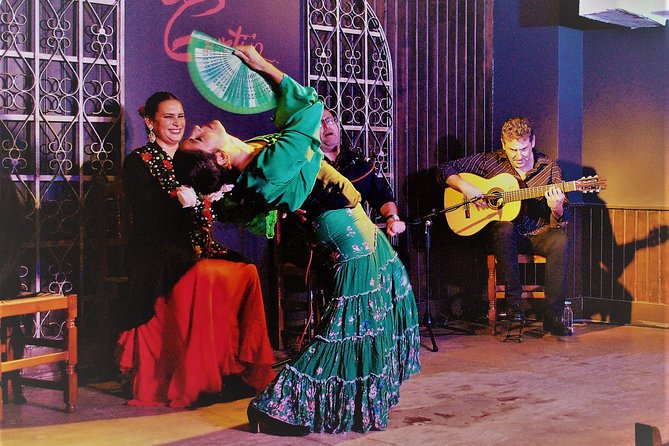Local Flamenco Show at El Cortijo - Drinks, food, and the real cost