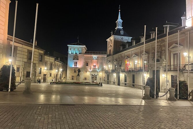 Madrid Evening Walking Tour and optional Flamenco Show - The optional flamenco show and glass of Fino