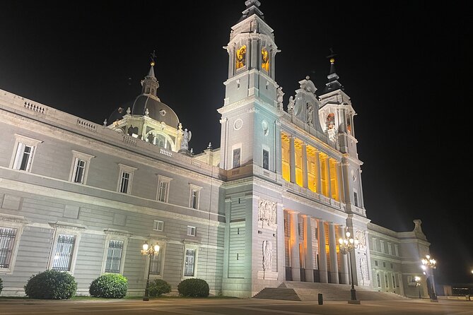 Madrid Evening Walking Tour and optional Flamenco Show - Starting at Plaza Mayor and reaching central Madrid