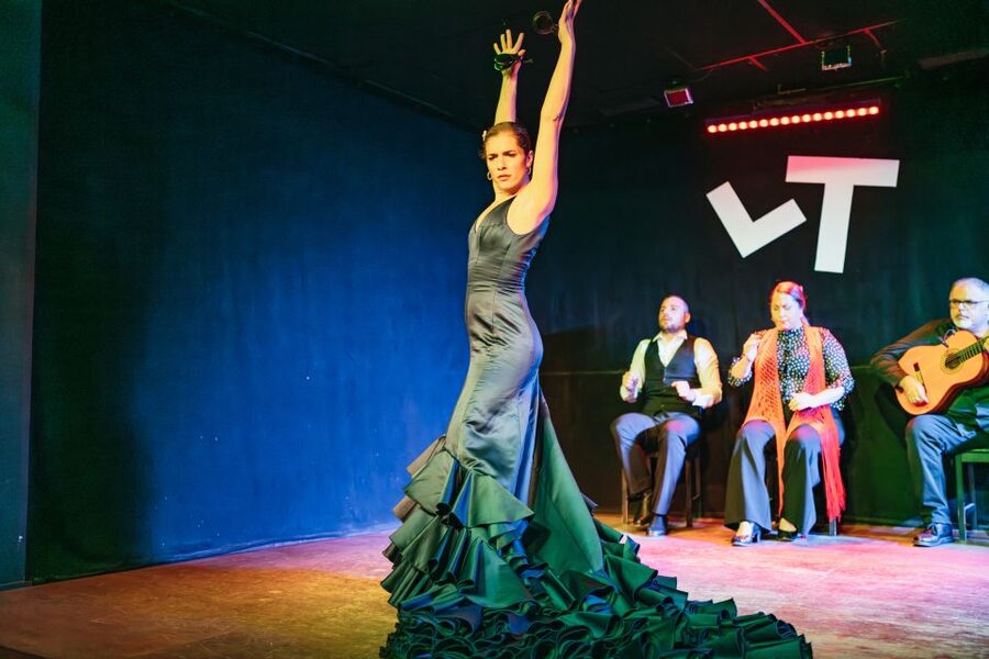 Madrid: Flamenco Show at Tablao "Las Tablas" with Drink - Practical booking advice