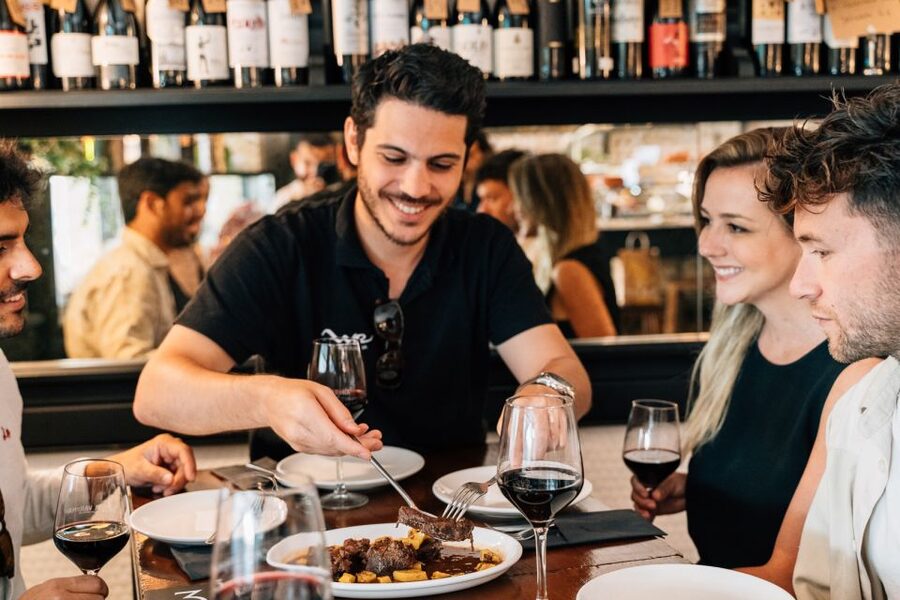 Madrid: Flamenco Show with Tapas and Wine Tour - Three tapas stops across central Madrid