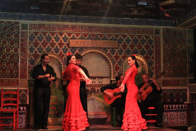 Madrid: Flamenco Show with Tapas or Drink in Tablao Las Tablas - Key things to know before booking