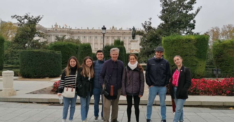 Madrid: Full-Day Private City Tour with Flamenco Show & Meal - Why this tour works for a first day in Madrid
