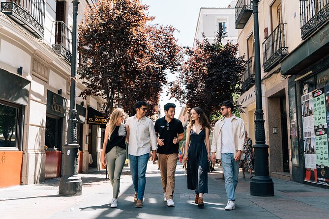 Madrid Local Tapas, Wine Bars & Flamenco Show - The Literary Quarter and Calle de las Huertas