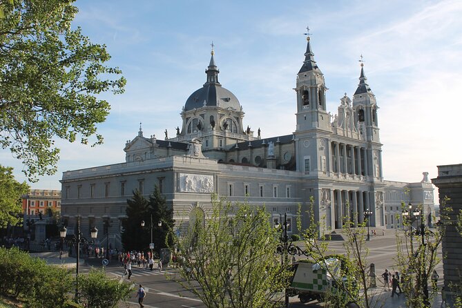 Madrid Old Town Tour & Flamenco Show with Optional Dinner - A quiet plaza with a former city hall
