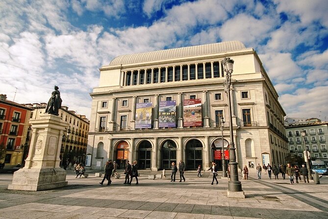 Madrid Old Town Tour & Flamenco Show with Optional Dinner - Flamenco at Torres Bermejas