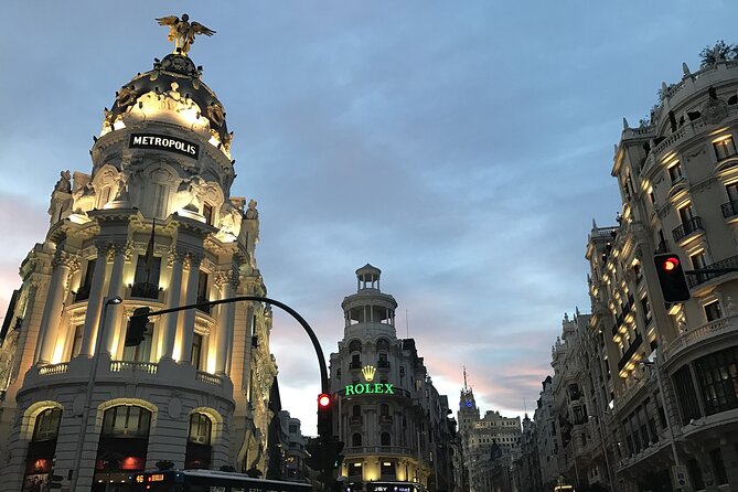 Madrid Sunset Walking Tour with Optional Flamenco Show and Dinner - Madrid de los Austrias and the old royal quarter