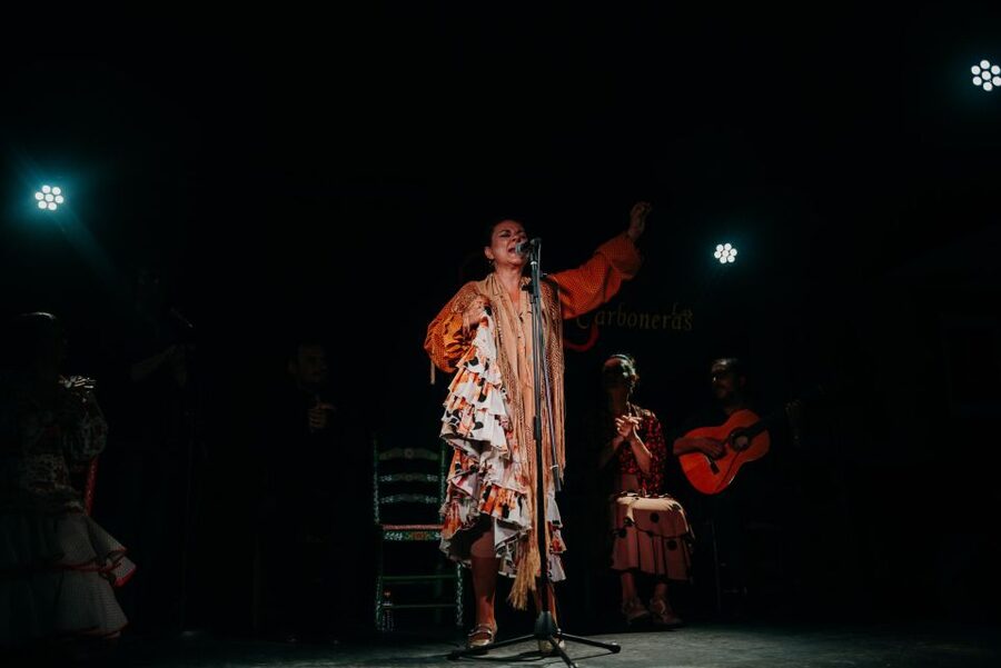 Madrid: Tapas Tour & Authentic Flamenco Experience - Practical timing and meeting advice
