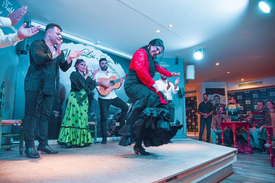 Malaga: Flamenco, Tapas, and Wine Tour - Starting with Málaga’s oldest tavern