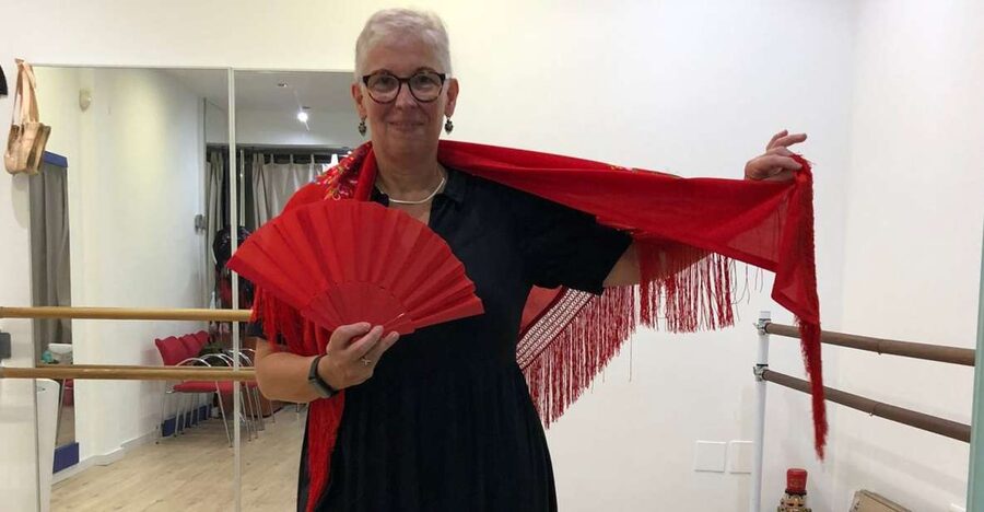 Málaga: Learn to dance flamenco rumba in 45 minutes - Caterina’s Role Makes the Difference